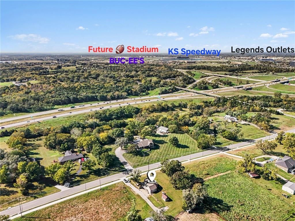Photo 70 of 73 - 15 S 98th Street, Edwardsville, KS 66111