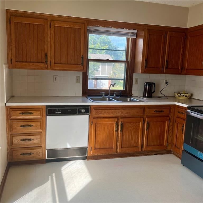 3707 E 114th Terrace — photo 9