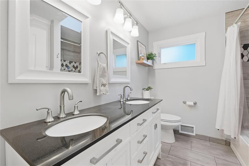 4431 N Grand Avenue — photo 26