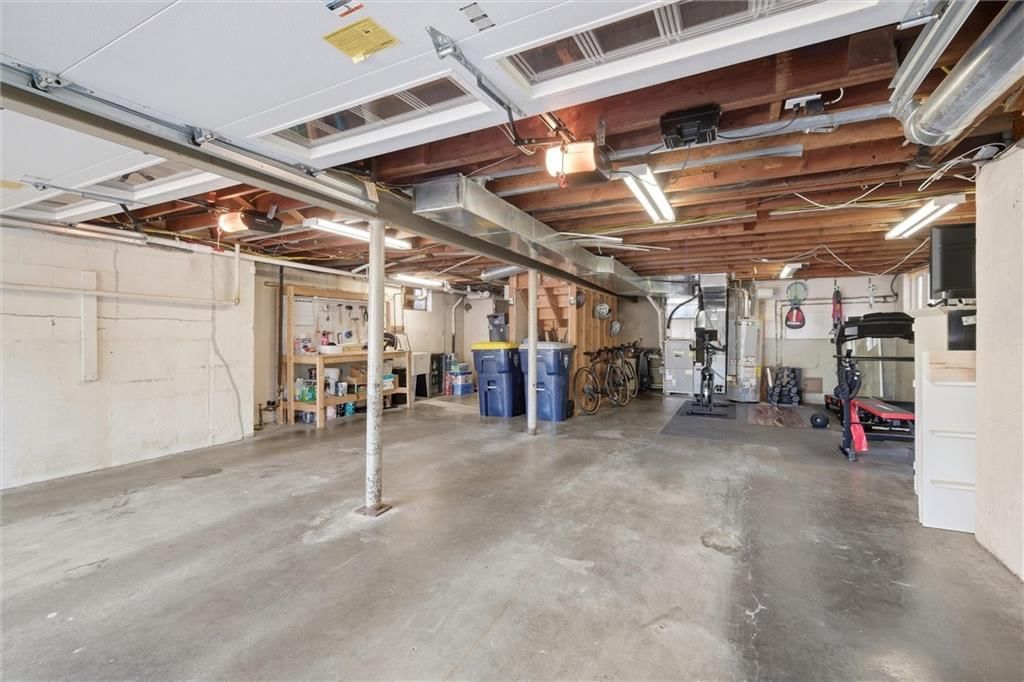 4431 N Grand Avenue — photo 30