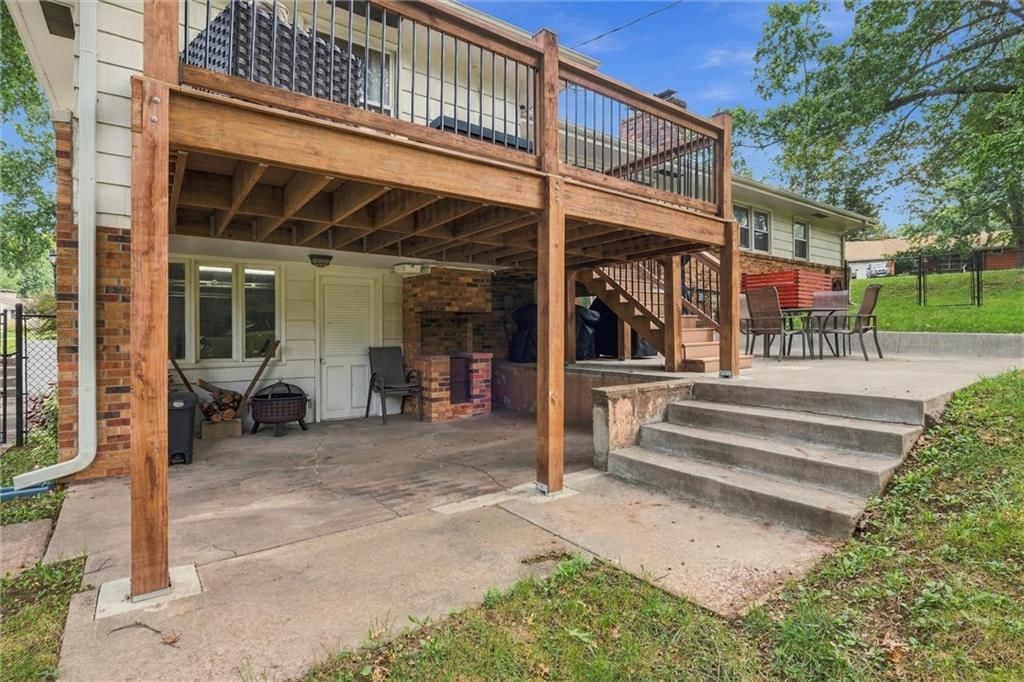 4431 N Grand Avenue — photo 33