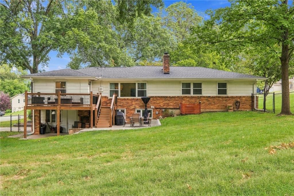 4431 N Grand Avenue — photo 36