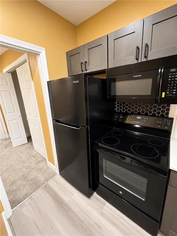 Photo 10 of 20 - 1414 E 30th Street, Kansas City, MO 64128