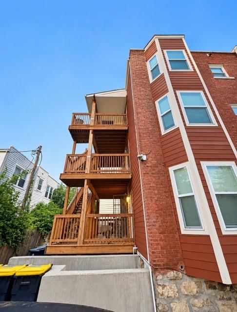 Photo 4 of 20 - 1414 E 30th Street, Kansas City, MO 64128