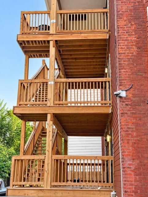 Photo 5 of 20 - 1414 E 30th Street, Kansas City, MO 64128