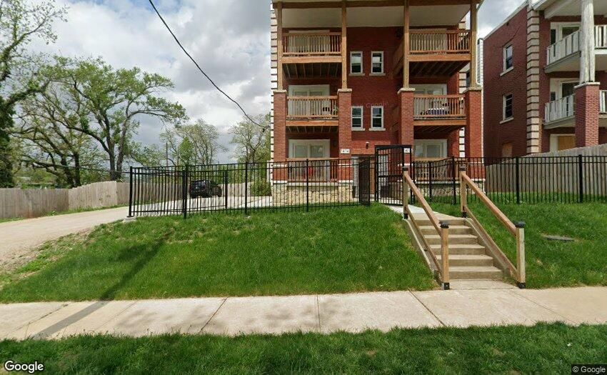 1414 E 30th Street, Kansas City, MO