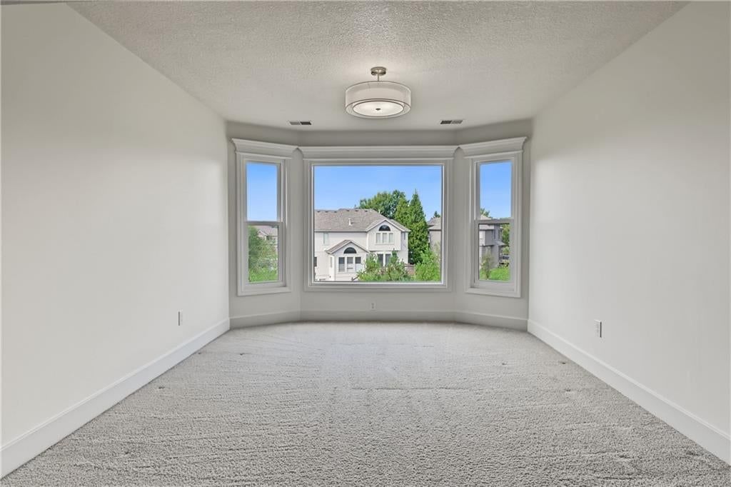 16004 Ballentine Street — photo 35