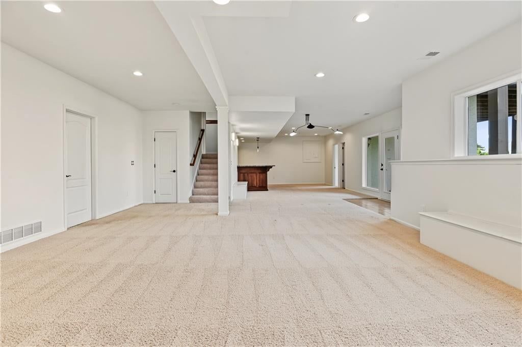 16004 Ballentine Street — photo 53