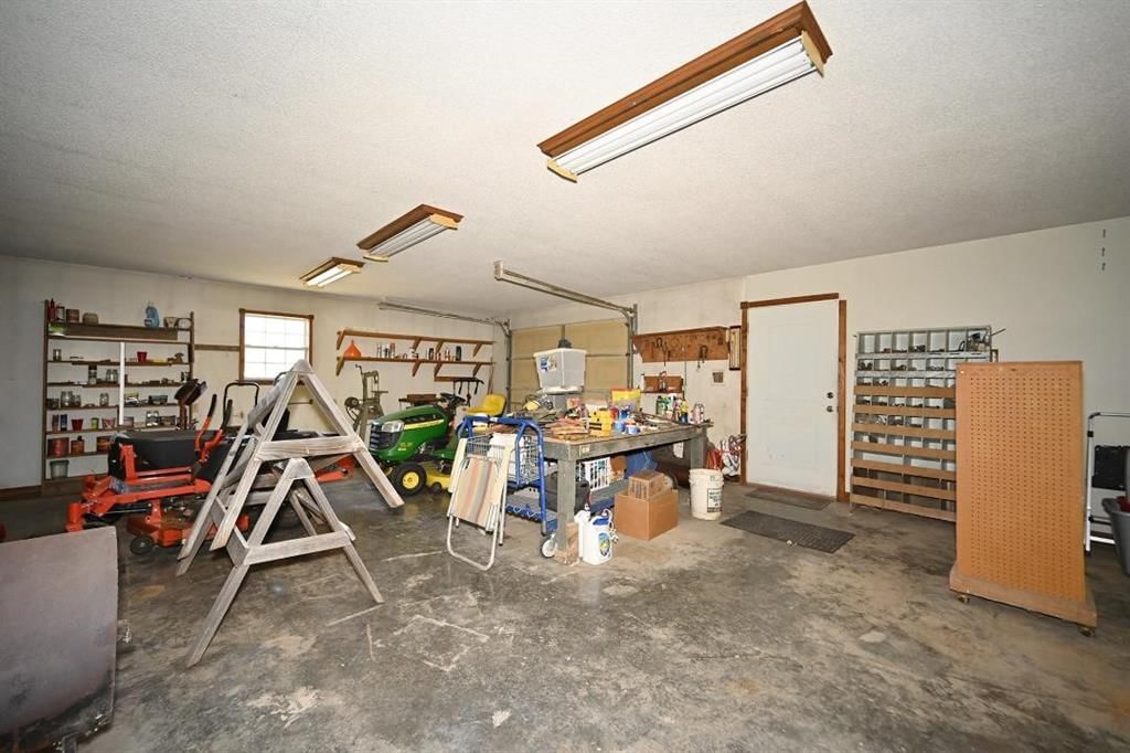 401 N Platte Avenue — photo 16
