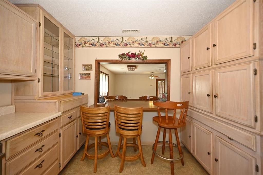 401 N Platte Avenue — photo 21