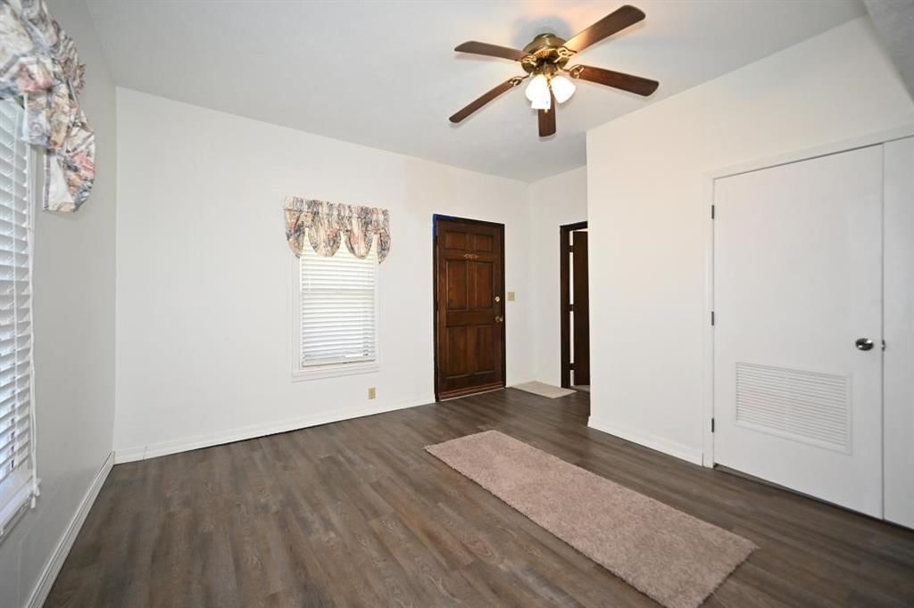401 N Platte Avenue — photo 25