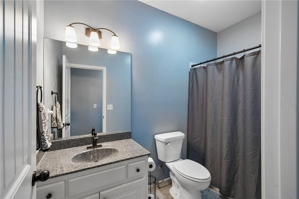 11450 Yecker Avenue — photo 22