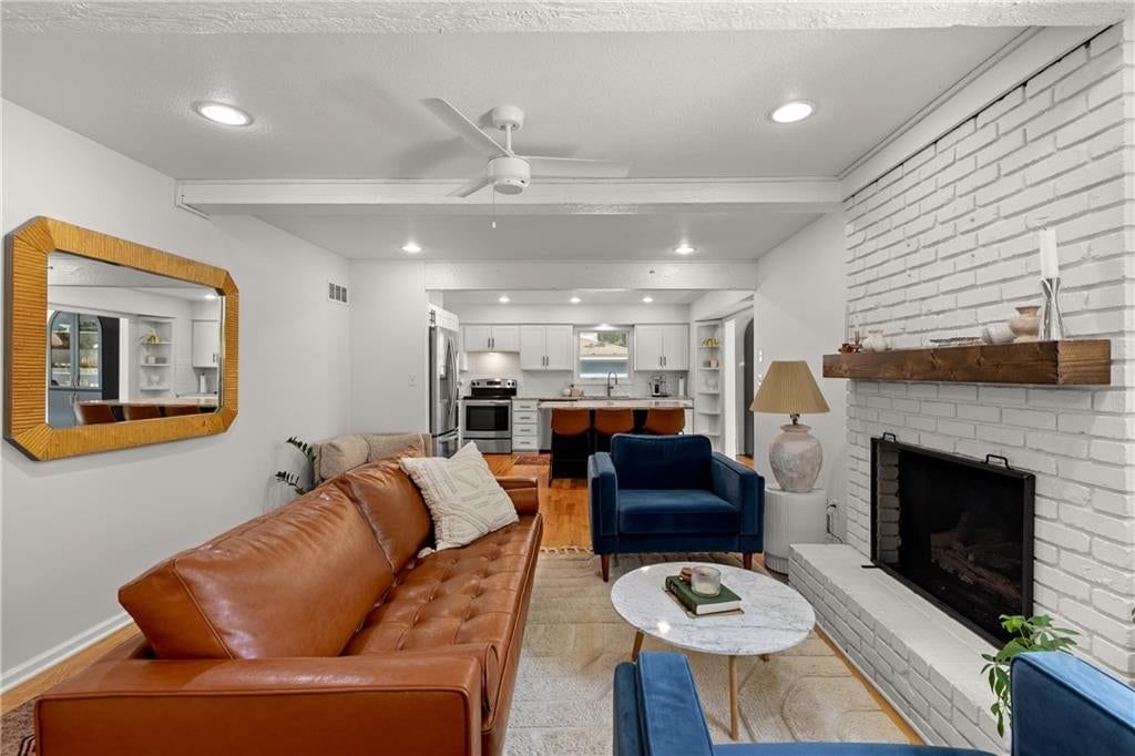 9809 Winslow Place — photo 14