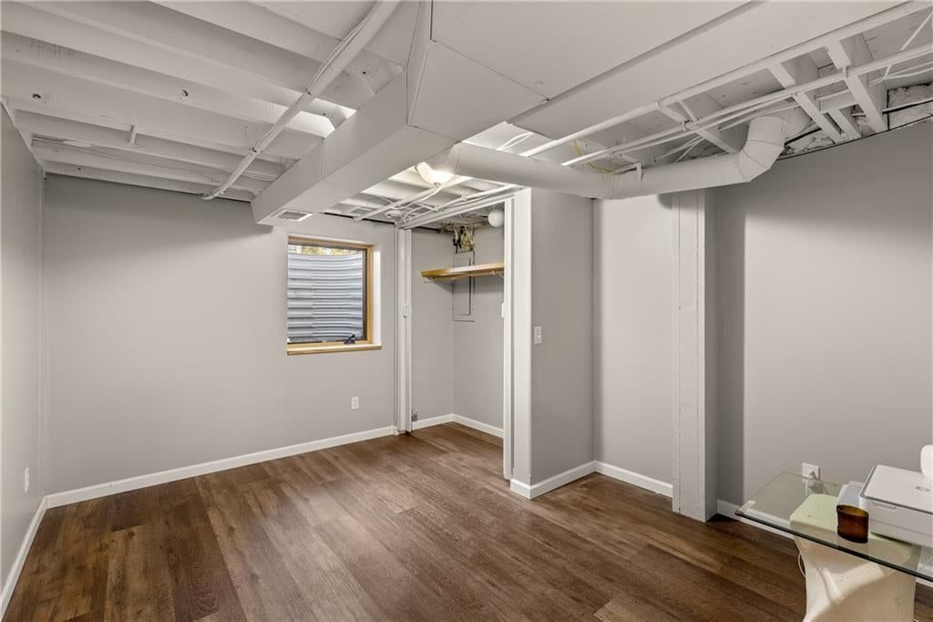 9809 Winslow Place — photo 36