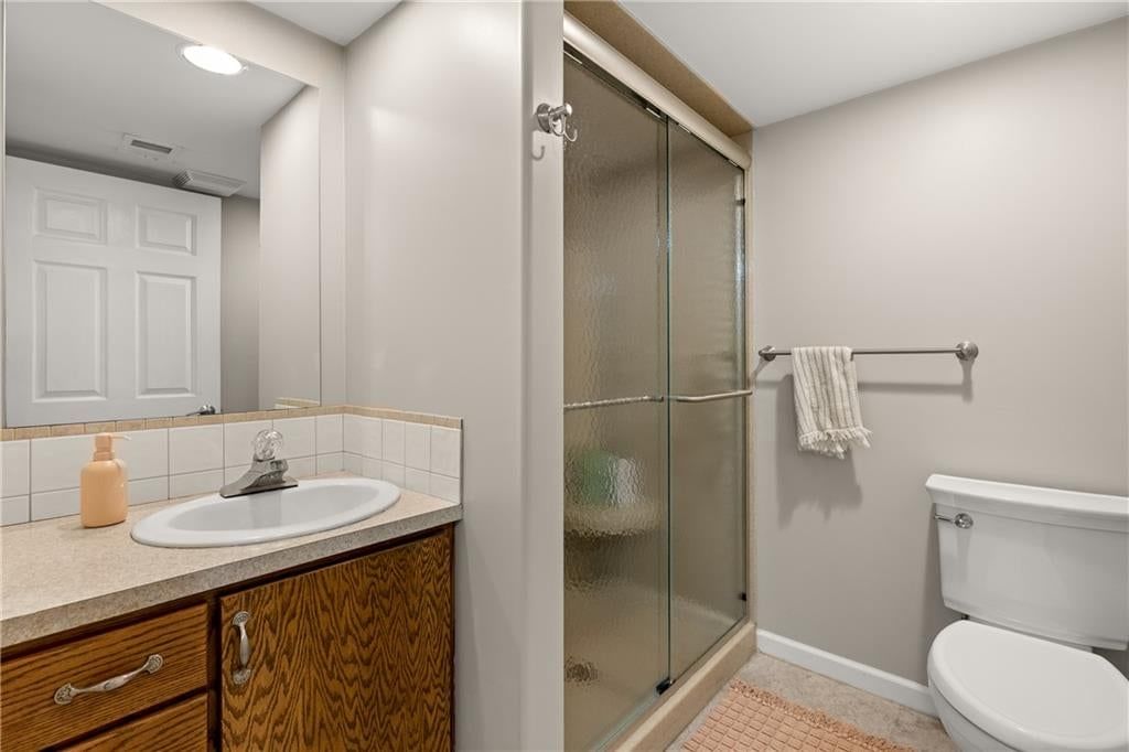 9809 Winslow Place — photo 38