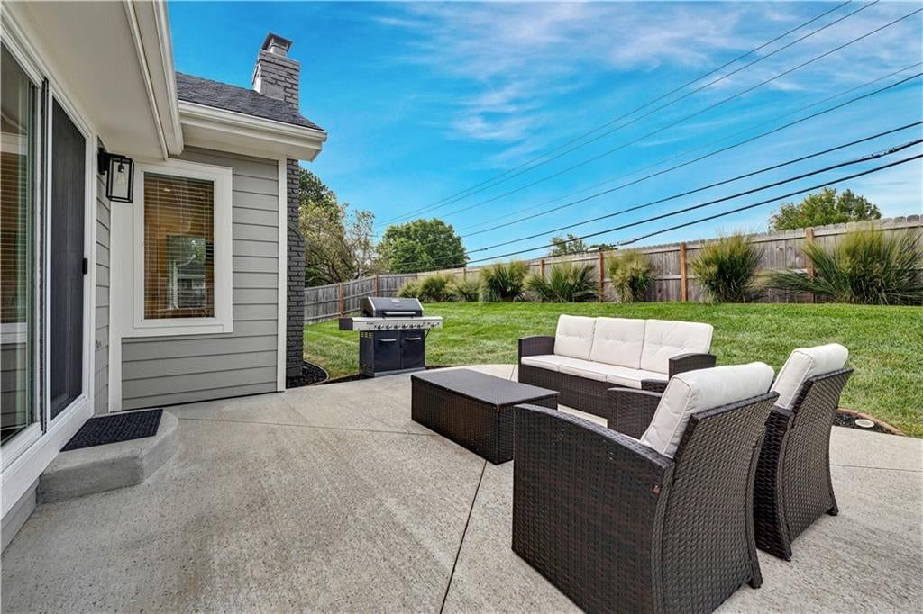 12647 W 66th Terrace — photo 3