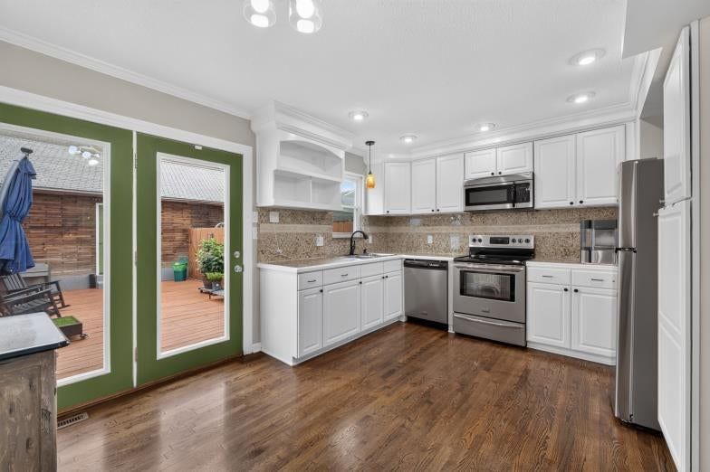 6811 N Askew Circle — photo 13