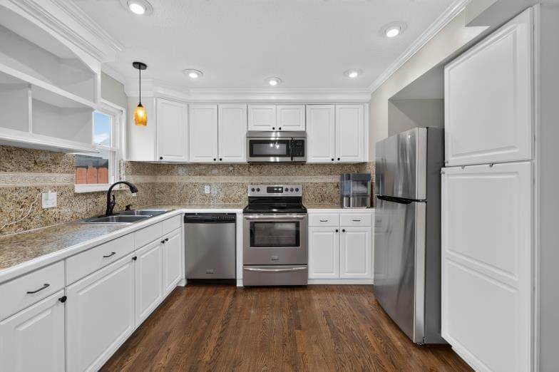 6811 N Askew Circle — photo 14