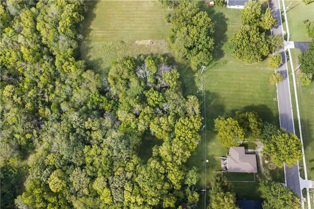 312 N Bynum Road — photo 8