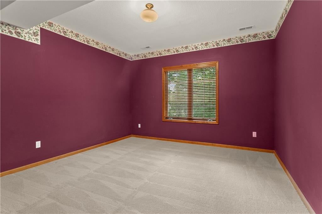 Photo 36 of 57 - 3317 Dominion Drive, Independence, MO 64055