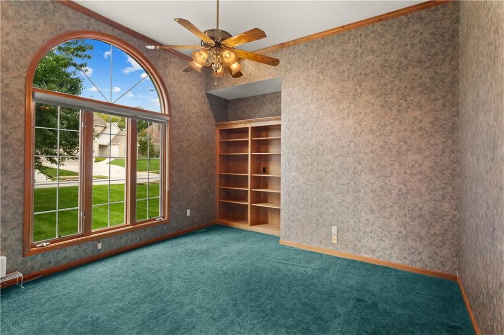 Photo 6 of 57 - 3317 Dominion Drive, Independence, MO 64055
