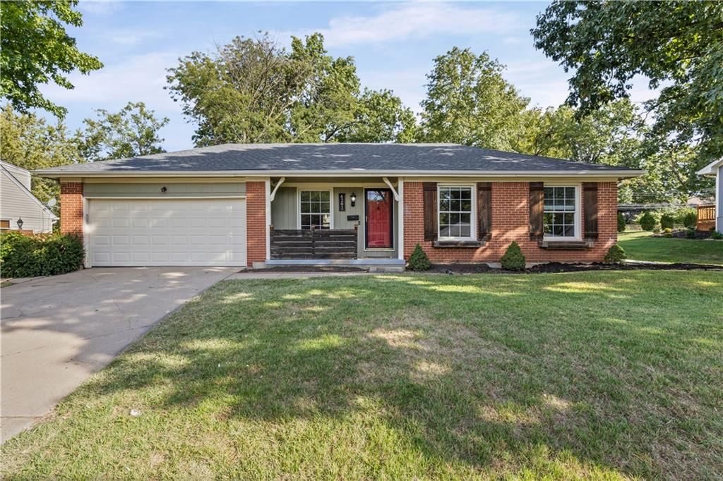 6202 E 110th Street, Kansas City, MO