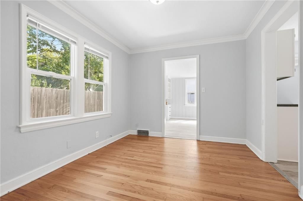1009 W 77th Street — photo 6