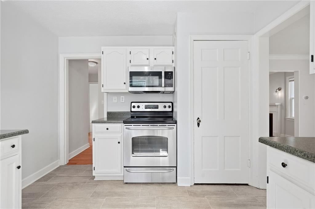 1009 W 77th Street — photo 13