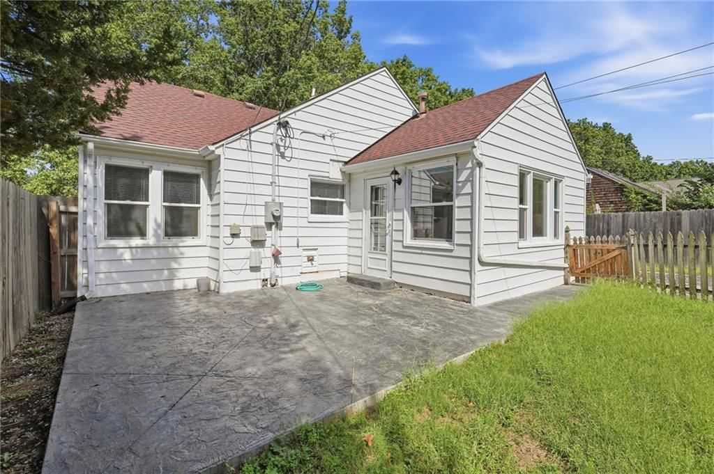 1009 W 77th Street — photo 23
