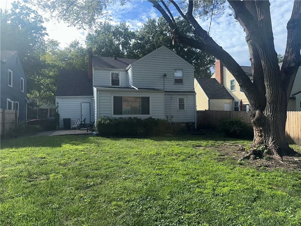 7427 Harrison Street — photo 2