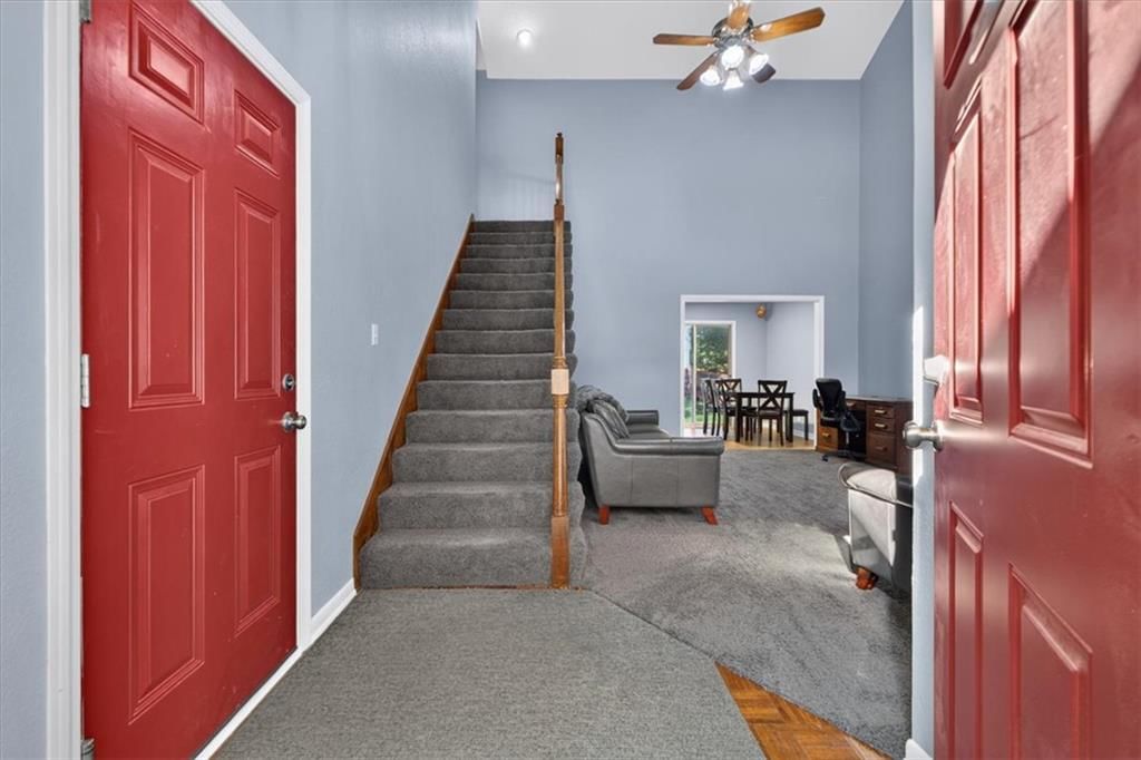 111 S Janell Drive — photo 6