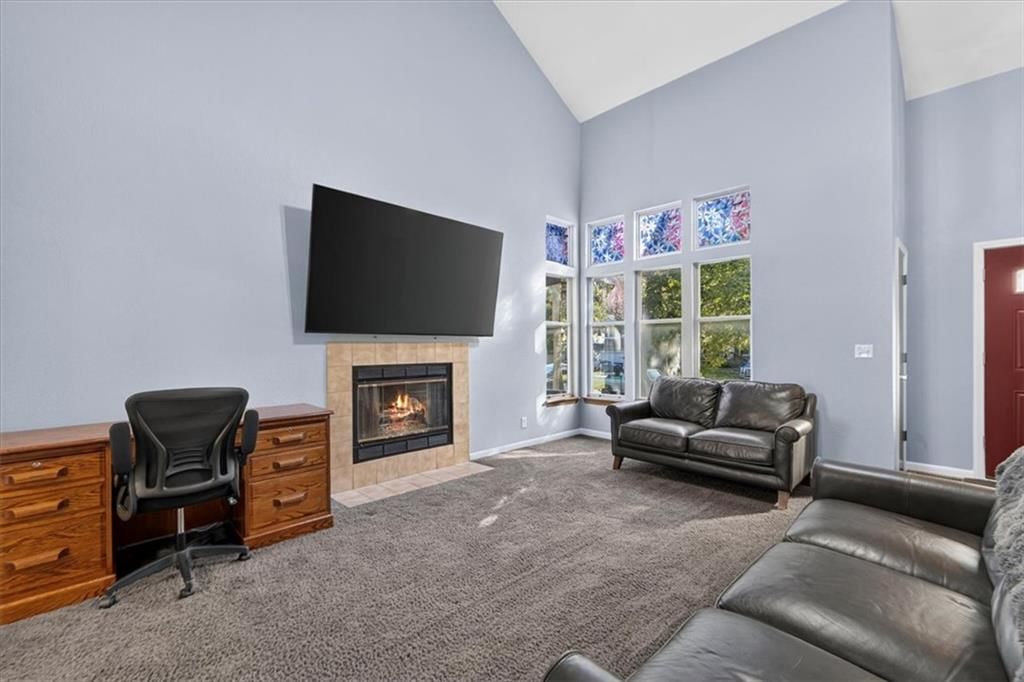 111 S Janell Drive — photo 10