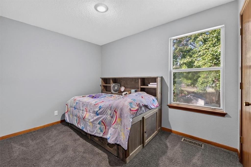 111 S Janell Drive — photo 20