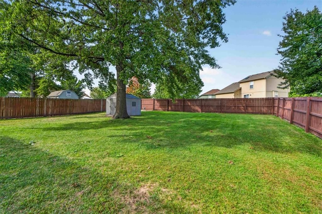 111 S Janell Drive — photo 38