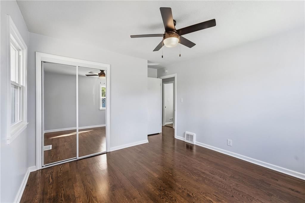 3028 S Hedges Avenue — photo 17