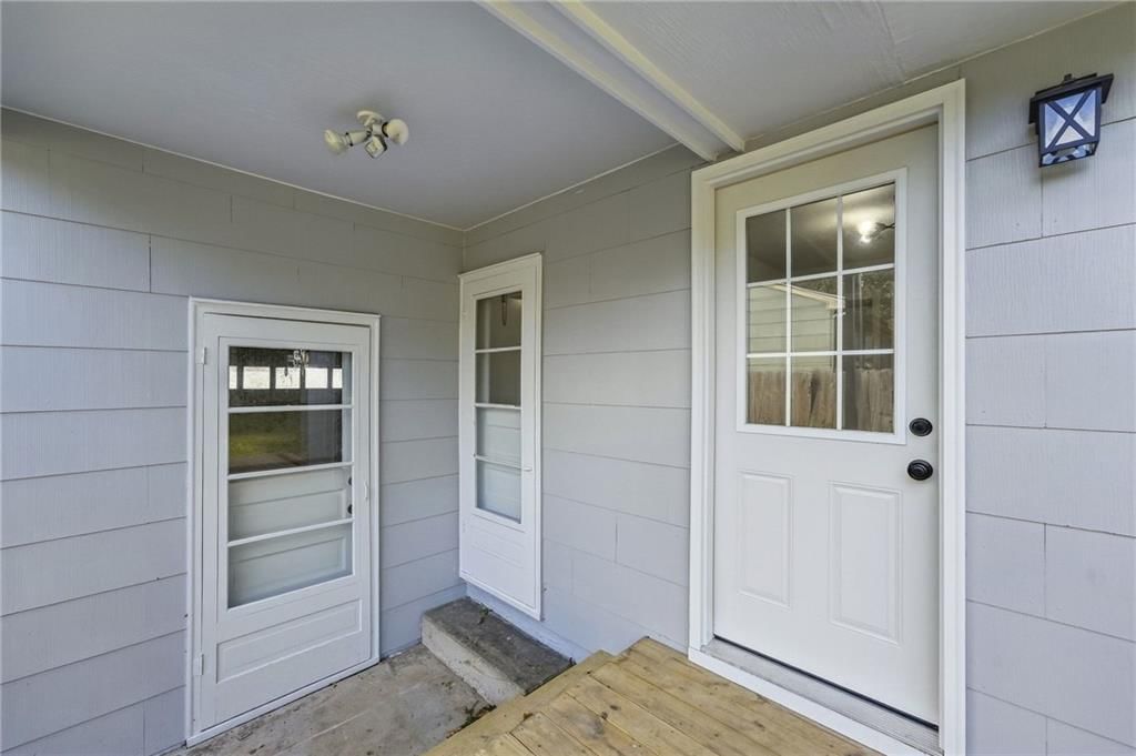 3028 S Hedges Avenue — photo 22