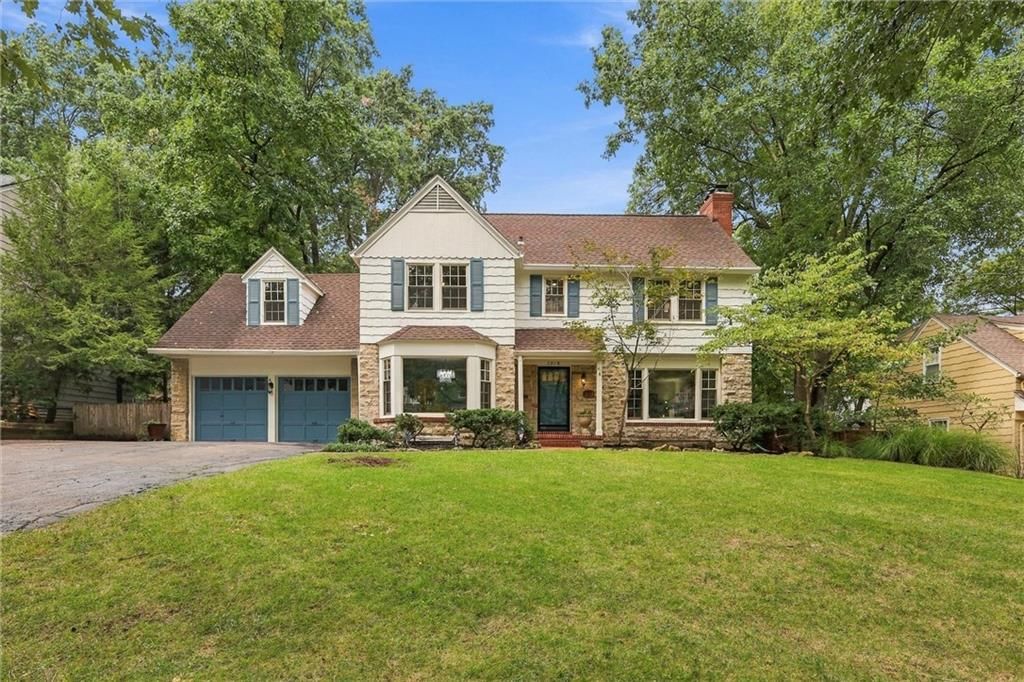 2518 Tomahawk Road, Mission Hills, KS 66208