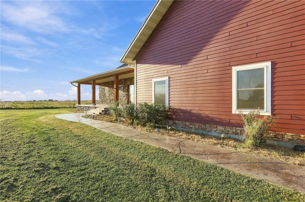 26639 SE 300th Road — photo 10