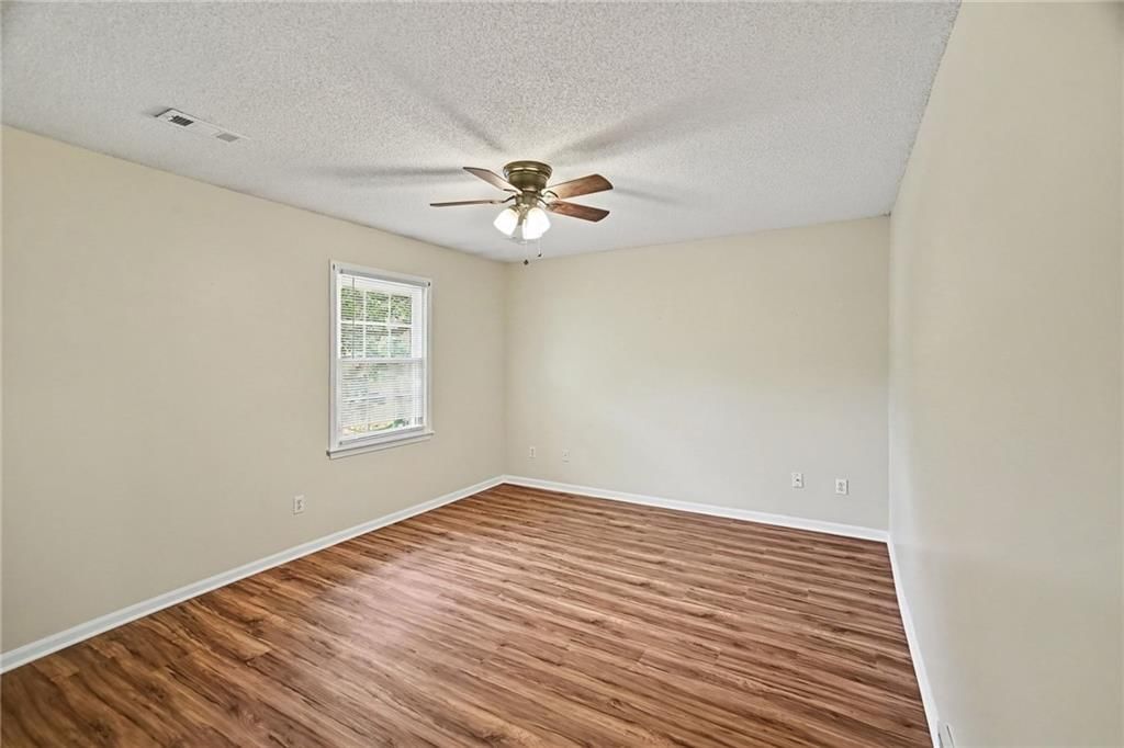 6904/6906 N Orchard Street — photo 9