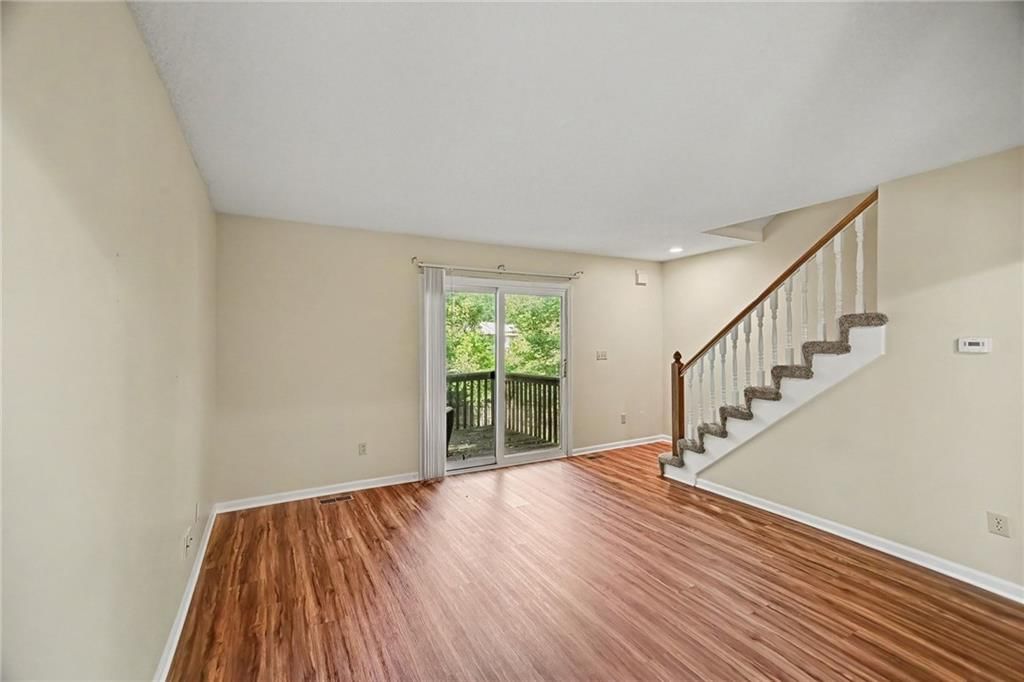 6904/6906 N Orchard Street — photo 15