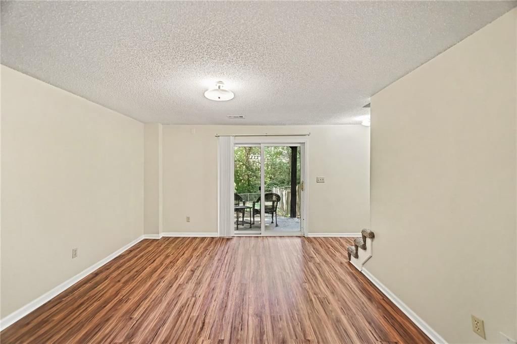 6904/6906 N Orchard Street — photo 17