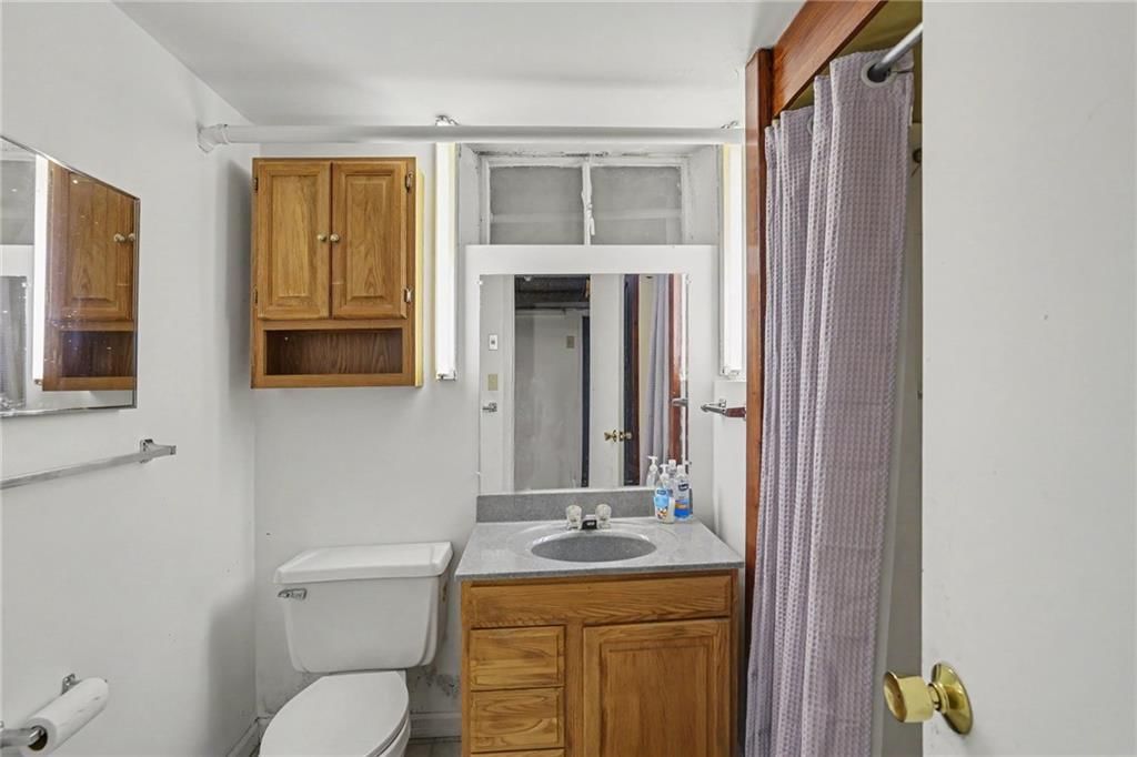 Photo 15 of 19 - 4411 E 138th Street, Grandview, MO 64030