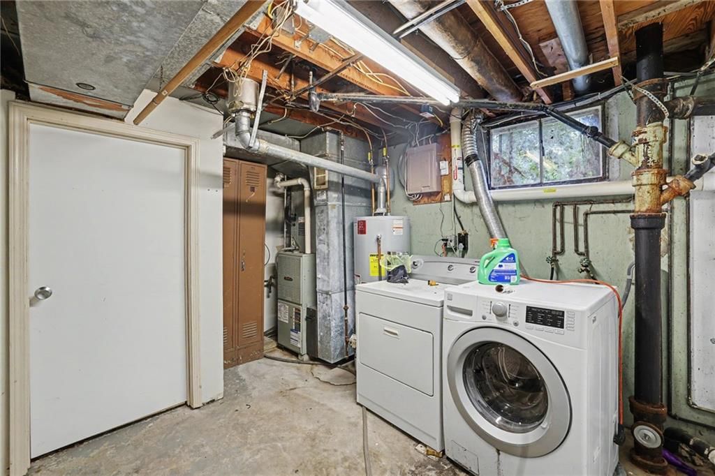 Photo 16 of 19 - 4411 E 138th Street, Grandview, MO 64030