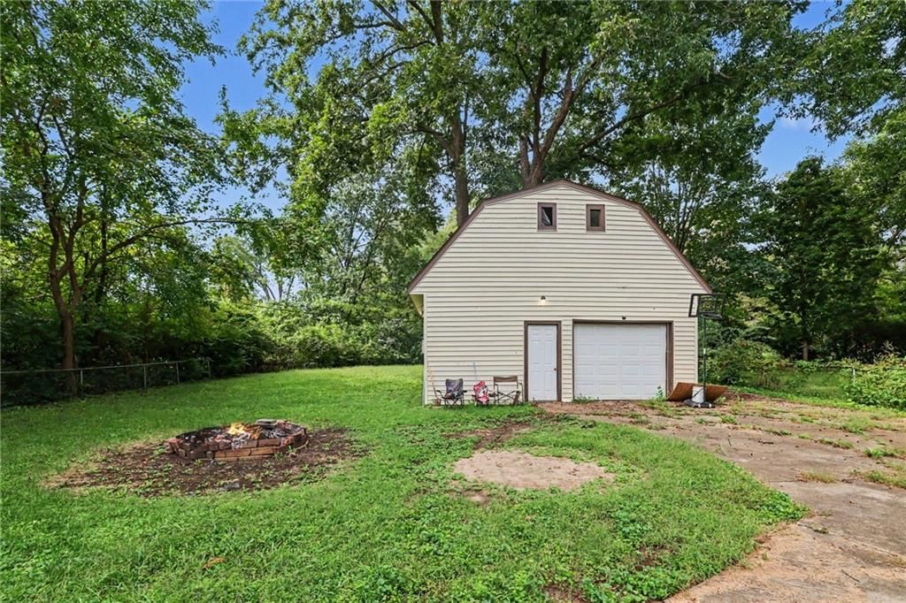 Photo 18 of 19 - 4411 E 138th Street, Grandview, MO 64030