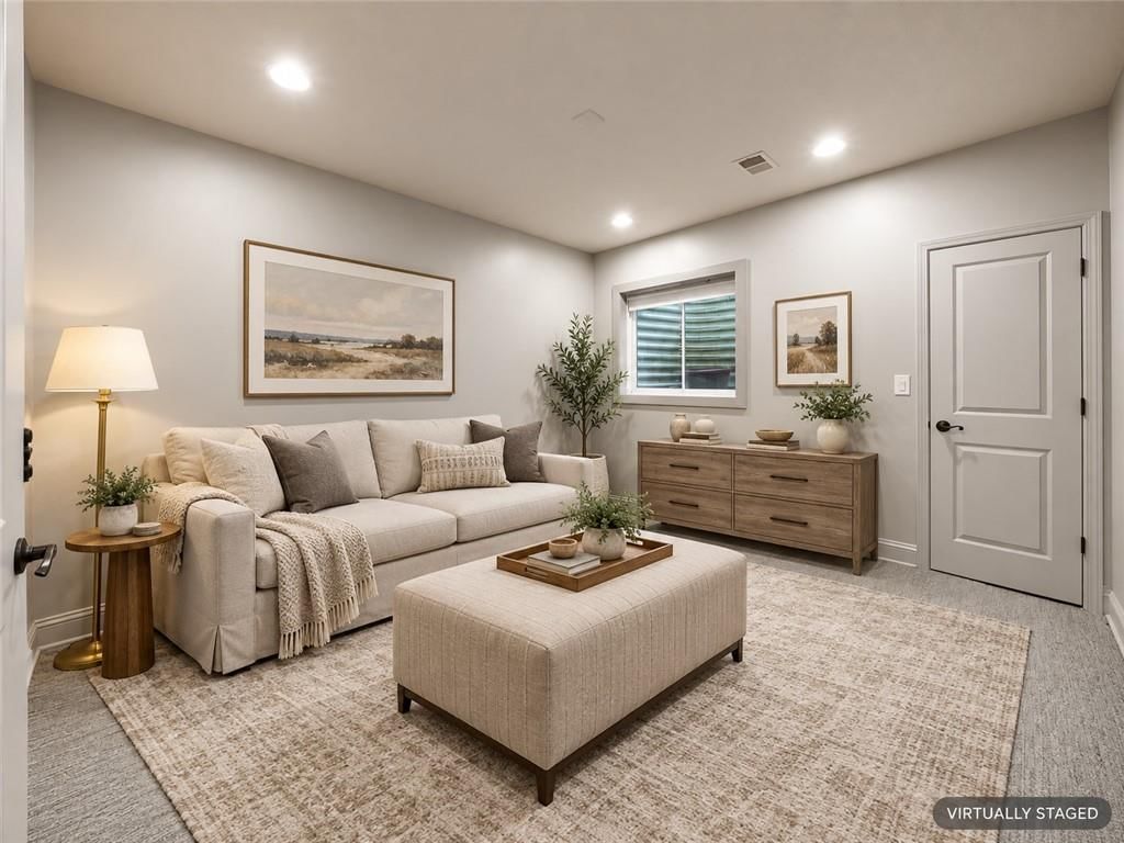 9914 Woodstock Street — photo 18