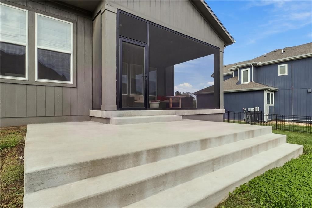 15269 W 171st Terrace — photo 40