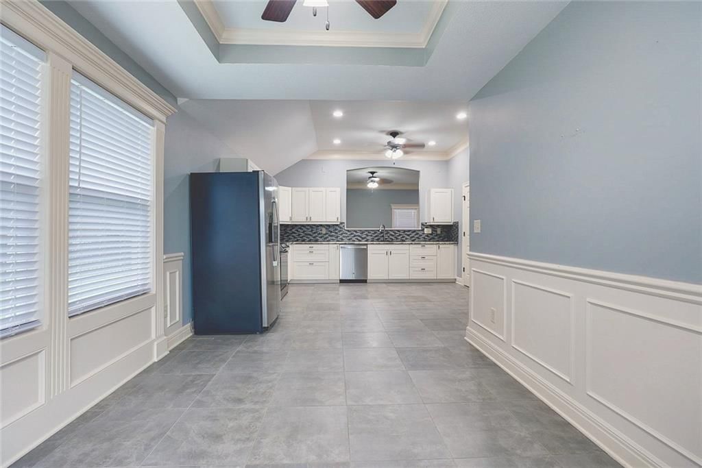 1614 NW Creekland Drive — photo 9