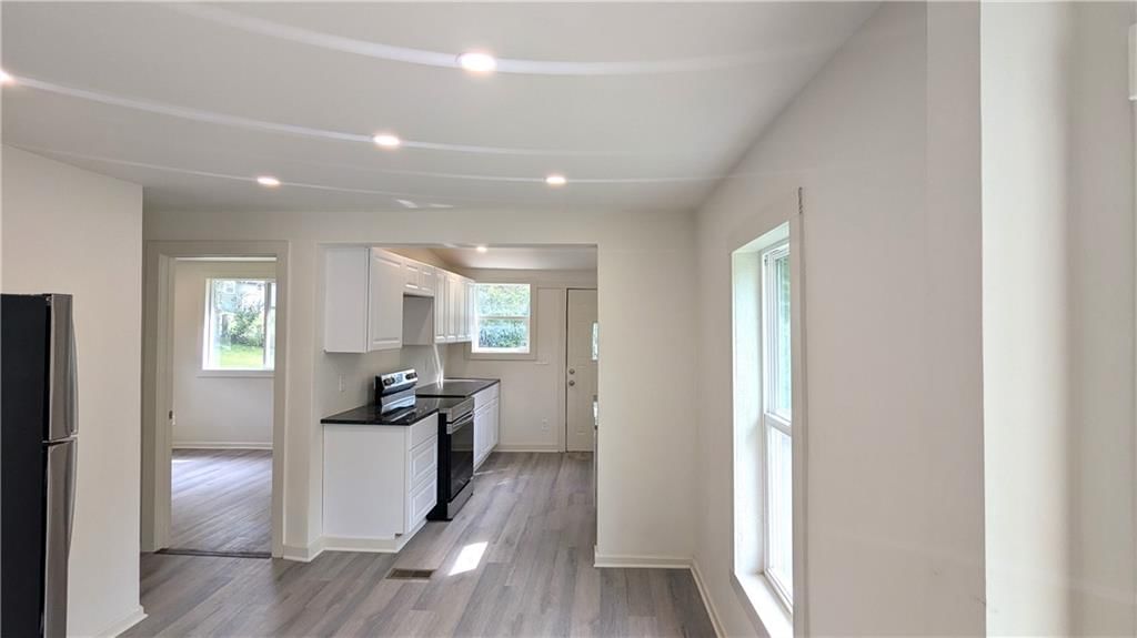 4015 Myrtle Avenue — photo 17