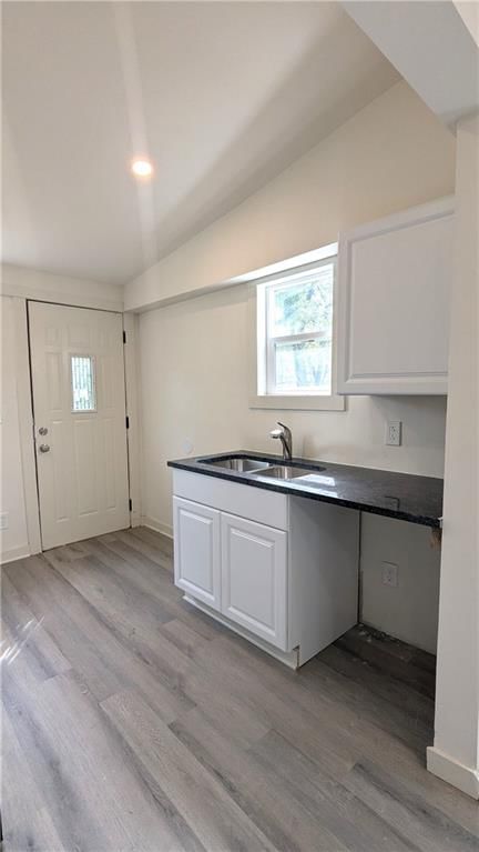 4015 Myrtle Avenue — photo 25