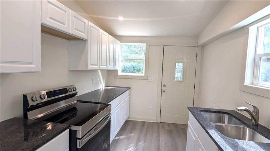 4015 Myrtle Avenue — photo 26